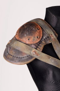 Wasteland pauldron