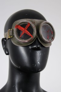 Retro goggles with X